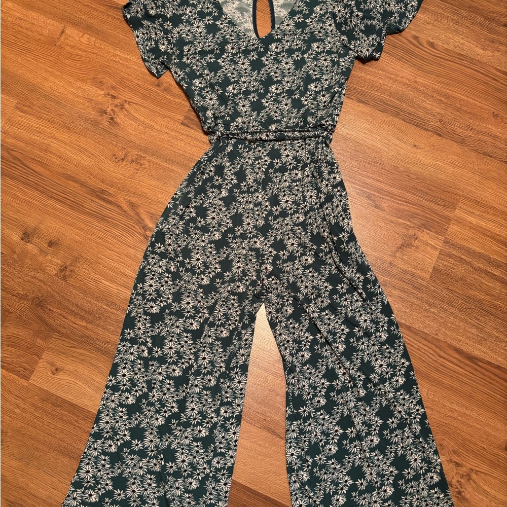 Kaileigh Green and White Wide-Leg Jumpsuit with Tie Waist